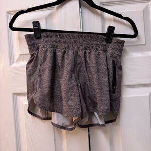 Lululemon tracker shorts
